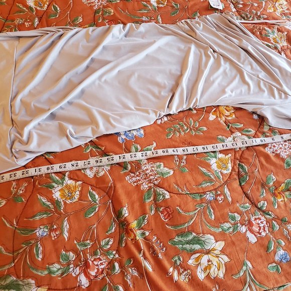 Off the shoulder Silver ruched dress - Picture 5 of 6